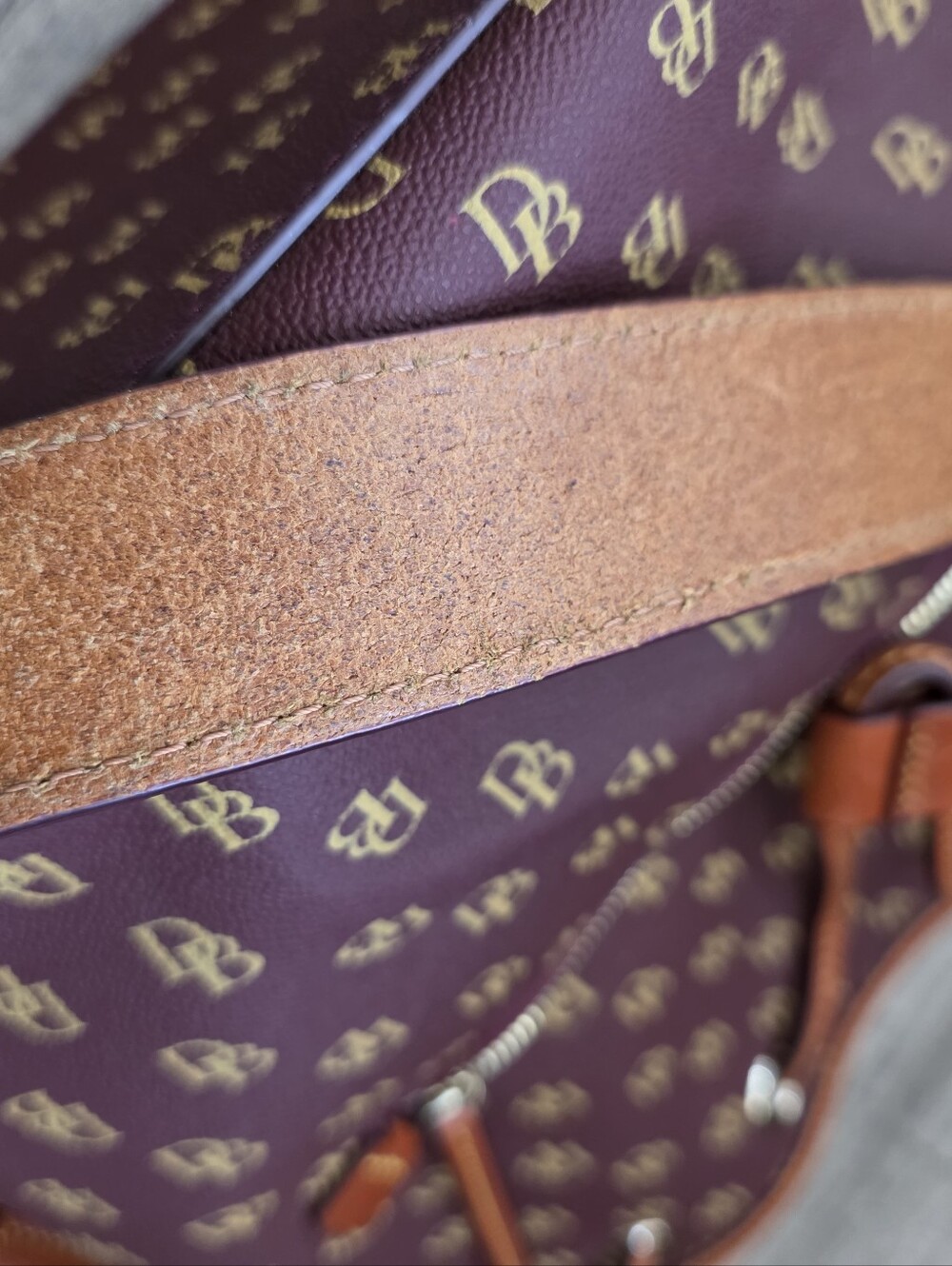 Dooney & Bourke Burgundy Monogram Y2K Logo Drawstring Shoulder Bucket Bag Luxury - Picture 5 of 16
